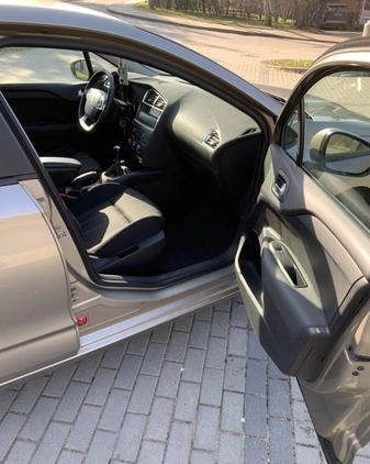 Citroen C4 cena 20500 przebieg: 176200, rok produkcji 2012 z Nisko małe 79
